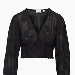 Aritzia long sleeve top